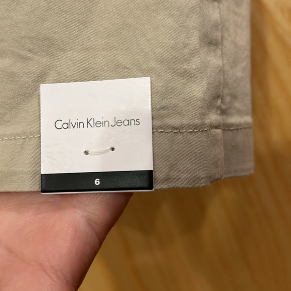 CALVIN KLEIN Chino Khaki Shorts - Picture 6 of 9
